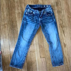 Size 25 Miss Me capri’s